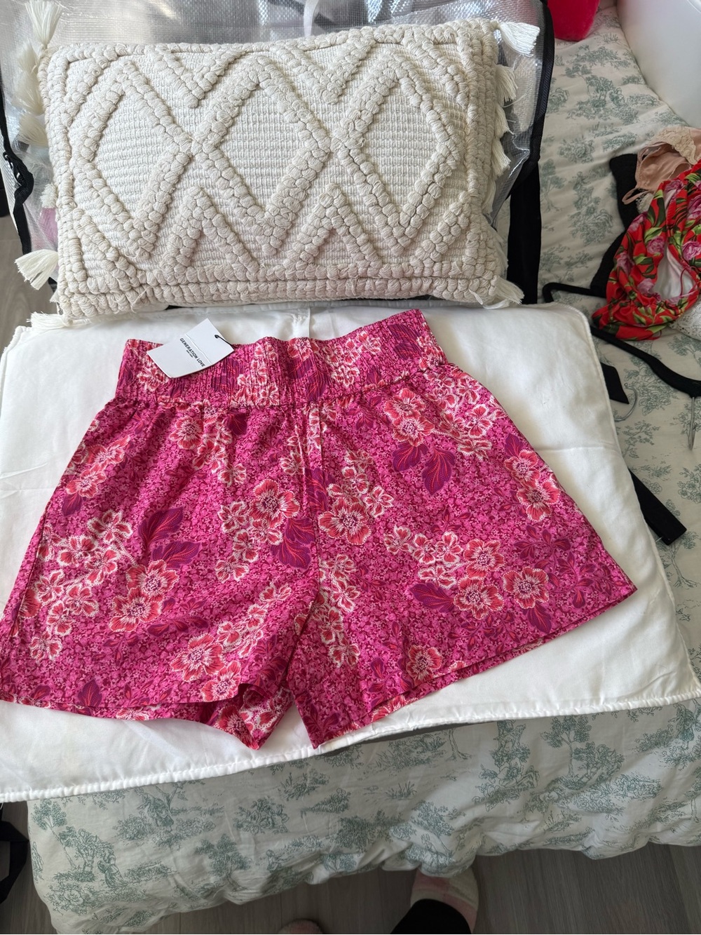 Generation Love Pink Floral Elastic-Waist Bermuda Shorts